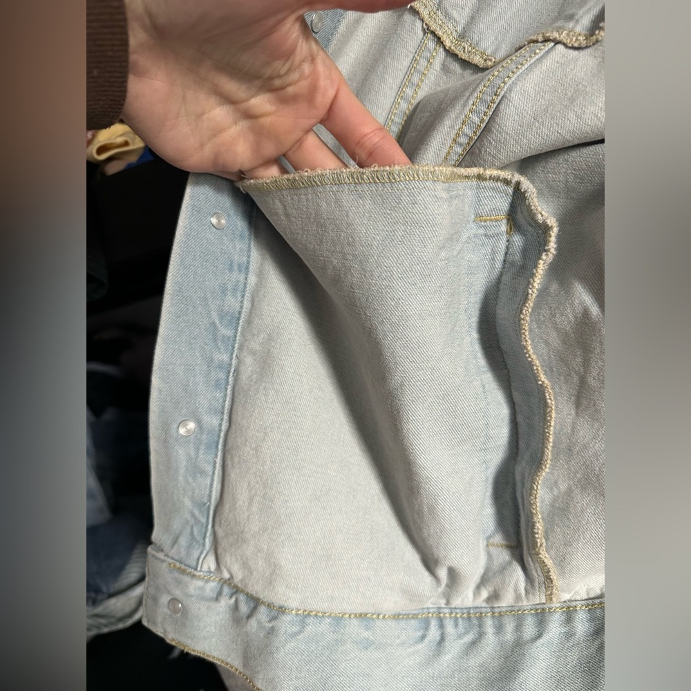 Arizona Jean Company Light Blue Denim Jacket - Picture 7 of 7